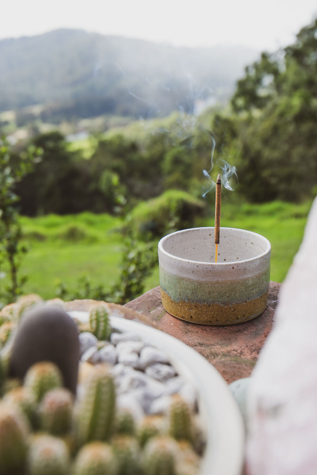 Ombre Cup Style Incense Holder - Green, White & Yellow