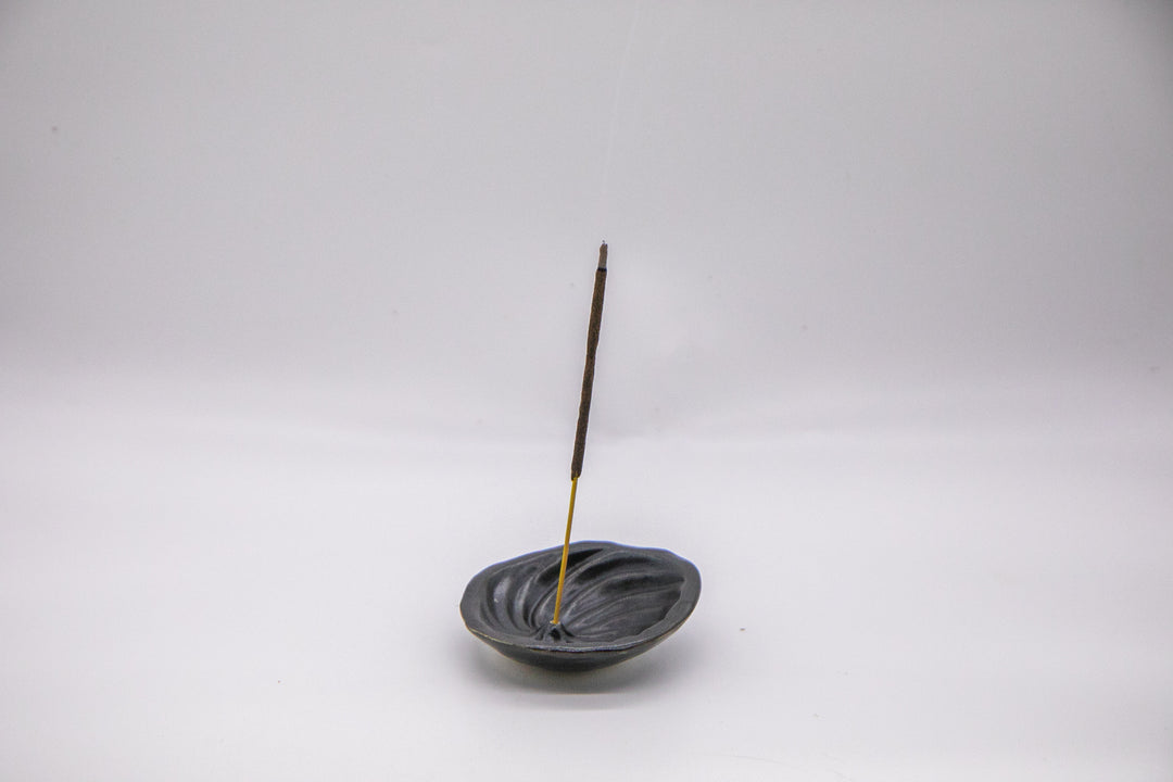 Abalone Shell Incense Holder - Matte Black