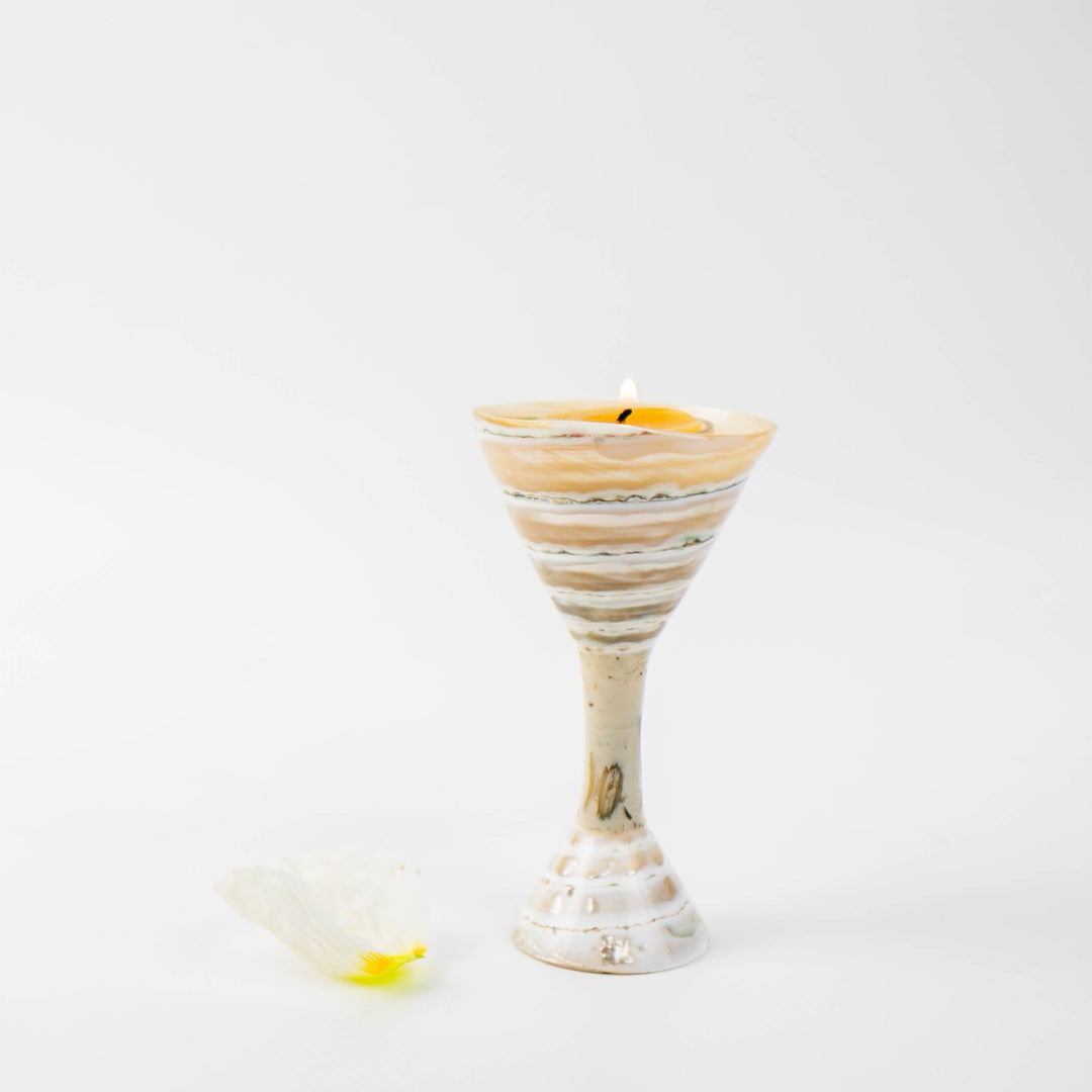 shell-candle-holder