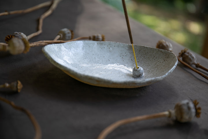 ** 30% OFF at Checkout - Handmade Avocado Ceramic Incense Holder - Ivory
